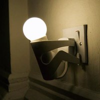 Martyr Lamp